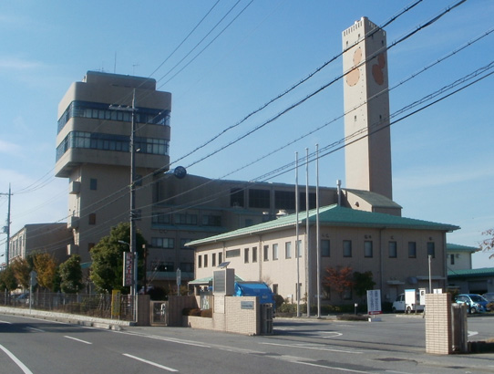 クリスタルプラザの外観写真